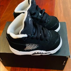 Jordan 5 Retro (TD) Oreos- Size 4c